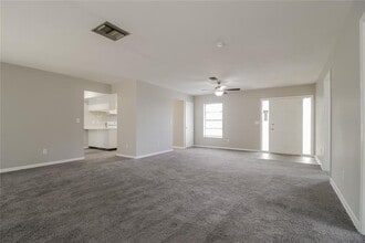 1927 English Dr in Deltona, FL - Building Photo - Building Photo