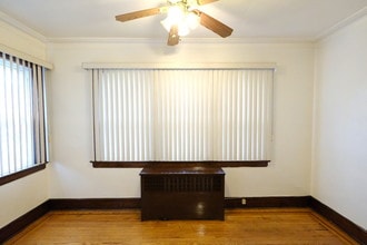 90 Norman Rd in Newark, NJ - Foto de edificio - Building Photo