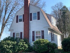 8424 E Lake Rd in Erie, PA - Building Photo - Building Photo