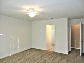 15449 Harmon Pl in Noblesville, IN - Building Photo - Building Photo