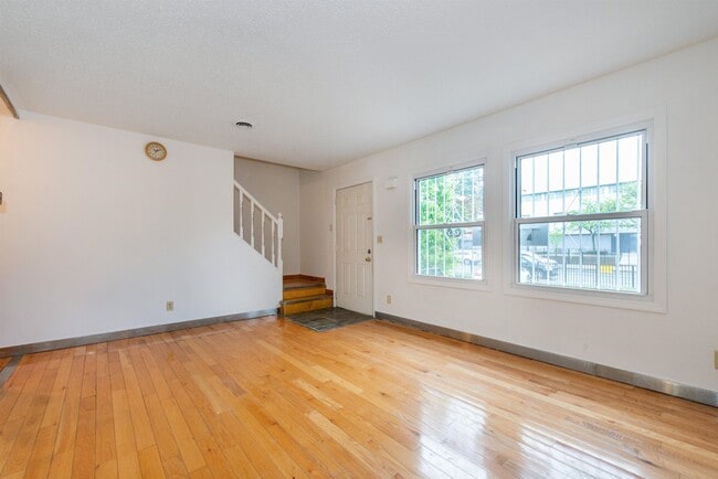 553 Ocean Ave in Jersey City, NJ - Building Photo - Building Photo