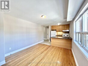 9 Thirty Third St in Toronto, ON - Building Photo - Building Photo