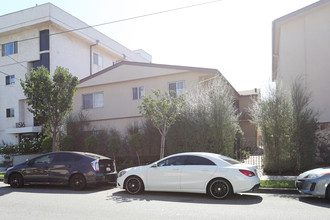 11522 Ohio Ave in Los Angeles, CA - Building Photo - Primary Photo