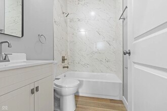 3365 Broadway St in Indianapolis, IN - Foto de edificio - Building Photo