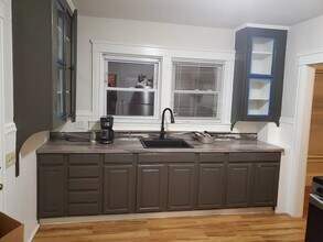 15 Pembroke Ave, Unit 15 in Providence, RI - Building Photo - Building Photo