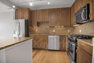 2200 N Westmoreland St in Arlington, VA - Foto de edificio - Building Photo