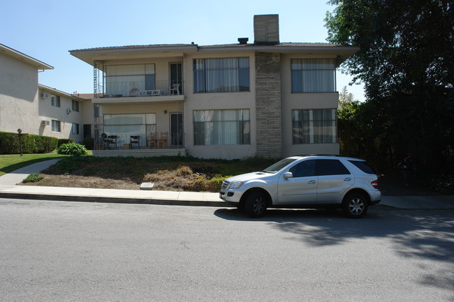 1670 Amberwood Dr in South Pasadena, CA - Foto de edificio - Building Photo