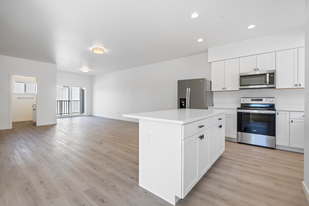 The Dewey Rd. Townhomes in Bellingham, WA - Building Photo