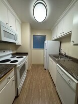 415 Ignacio Blvd in Novato, CA - Building Photo