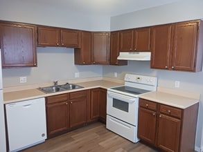 811 Bruns Ln in Springfield, IL - Building Photo - Building Photo