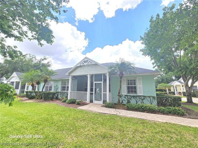 property at 4103 Bogey Blvd