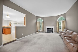 3215 Dunbratton Ct in Waldorf, MD - Building Photo - Building Photo