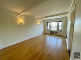 Christopher Street in New York, NY - Building Photo