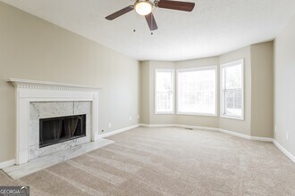 219 Hampton Dr in Dallas, GA - Building Photo - Building Photo