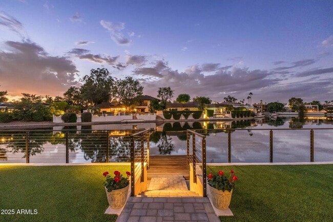 7620 E Vía Del Placito in Scottsdale, AZ - Building Photo - Building Photo