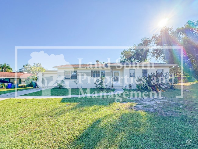 property at 1218 Sunset Ave