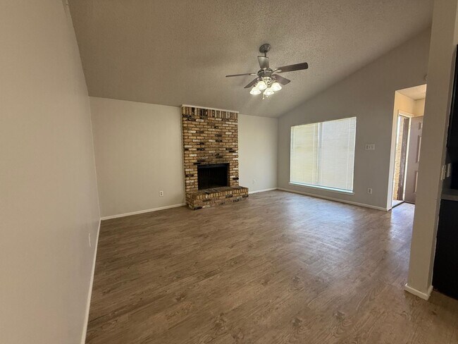 509 N Dover Ave in Lubbock, TX - Building Photo - Building Photo