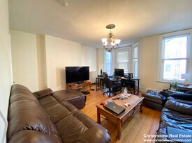 31 Worthington St, Unit 1 in Boston, MA - Building Photo