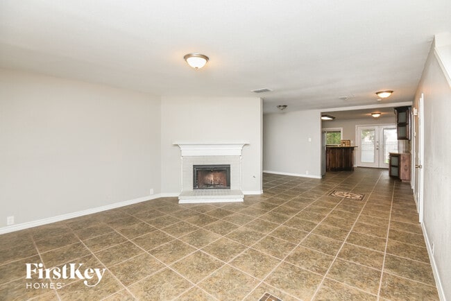 7018 Glenshire Dr in Arlington, TX - Building Photo - Building Photo
