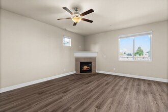 4462 Sand Dollar Dr in Bremerton, WA - Building Photo - Building Photo