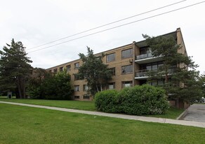 291 The Kingsway in Toronto, ON - Building Photo