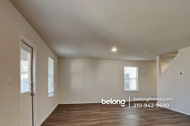 13725 Crossbow Rdg in San Antonio, TX - Building Photo - Building Photo