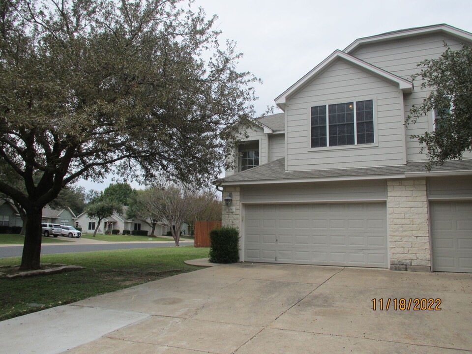 108 Prairie Springs Cove in Georgetown, TX - Building Photo