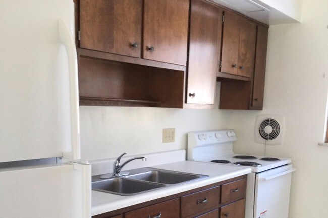 470 Ormond Ave, Unit 12 - 2