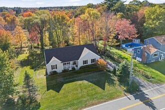 22 Maple Rd in North Hampton, NH - Building Photo - Building Photo