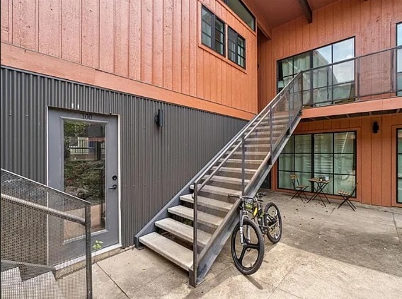 400 E 30th St, Unit 200 in Austin, TX - Foto de edificio - Building Photo