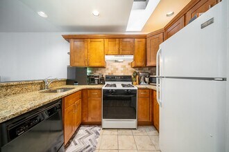 1204 Washington St in Hoboken, NJ - Building Photo - Building Photo