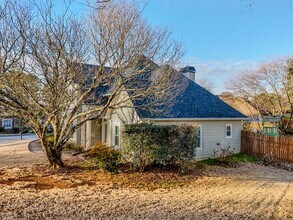 3890 Cherry Ridge Walk in Suwanee, GA - Building Photo - Building Photo