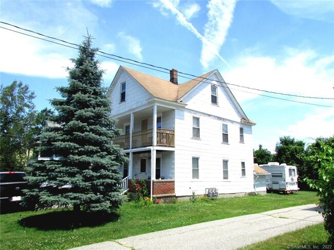 513 Park Ave in Torrington, CT - Building Photo - Building Photo