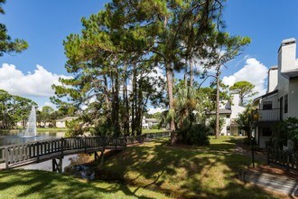 ARIUM Seaglass at Ponte Vedra Beach in Ponte Vedra, FL - Foto de edificio - Building Photo