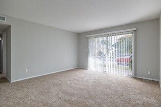 Veracruz Apartments in Forest Park, GA - Foto de edificio - Interior Photo
