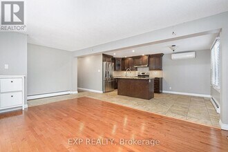 1513 Queenswood Crescent in Ottawa, ON - Building Photo - Building Photo