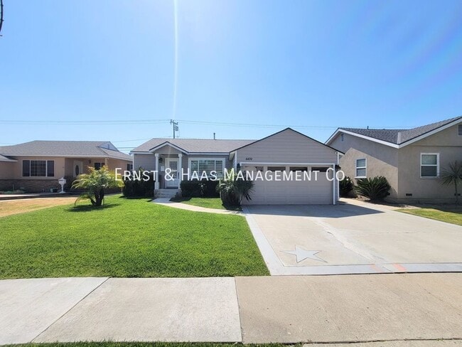4419 Petaluma Ave in Lakewood, CA - Building Photo - Building Photo