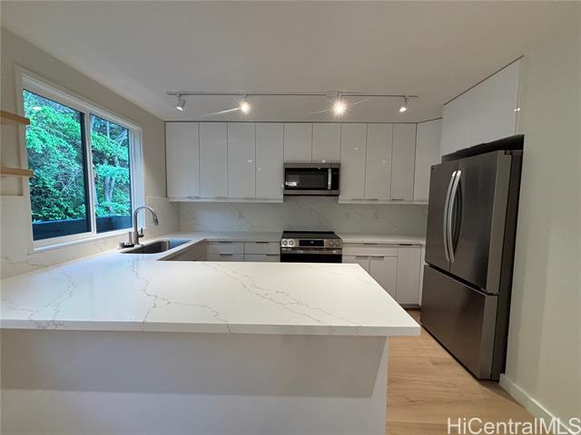 property at 500 Kawaihae St