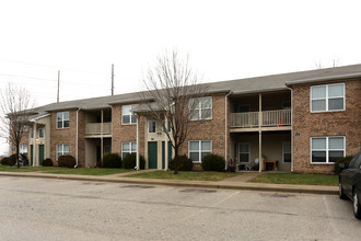 Canterbury House Apartments - Newburgh in Newburgh, IN - Building Photo - Building Photo