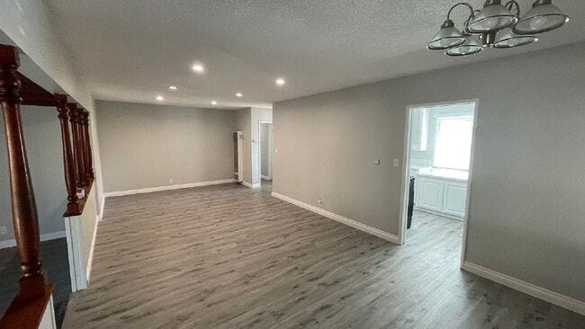 9665 Glandon St in Bellflower, CA - Building Photo - Building Photo