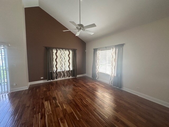 145 Enclave Cir in Bolingbrook, IL - Foto de edificio - Building Photo
