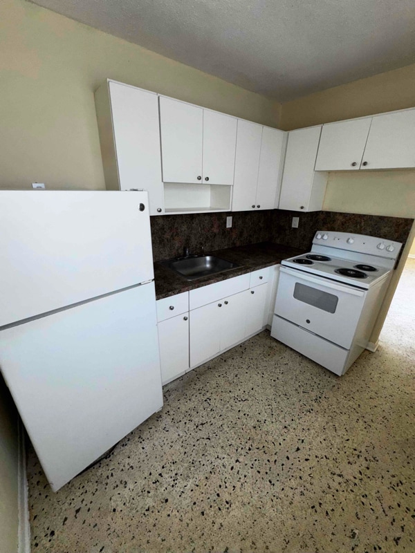 property at 1040 SW 7th St