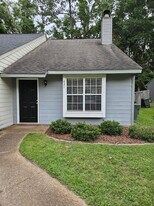 431 Richview Park Cir E in Tallahassee, FL - Building Photo