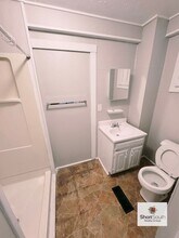 121 Island Ave in Lansing, MI - Building Photo - Building Photo