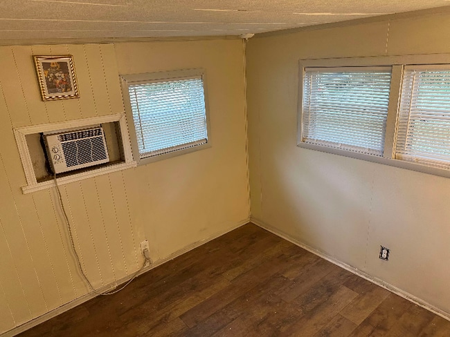 6551 Char Ln in New Port Richey, FL - Foto de edificio - Building Photo