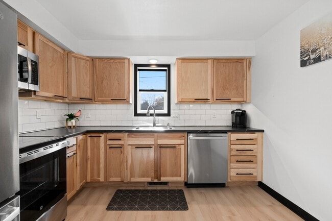 property at 2804 W Spencer St