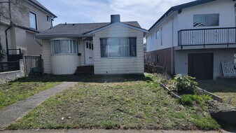 454 E 55th Ave in Vancouver, BC - Building Photo