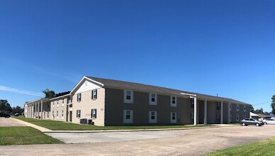 River Park Apartments in Hahnville, LA - Building Photo - Building Photo