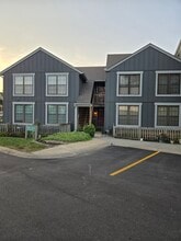 12814 W 110th Terrace in Overland Park, KS - Building Photo - Building Photo