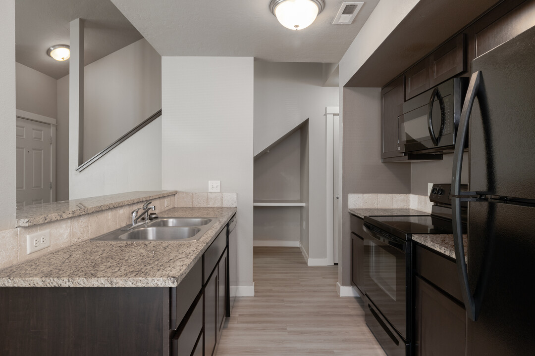 Centerpoint Townhomes in Meridian, ID - Foto de edificio